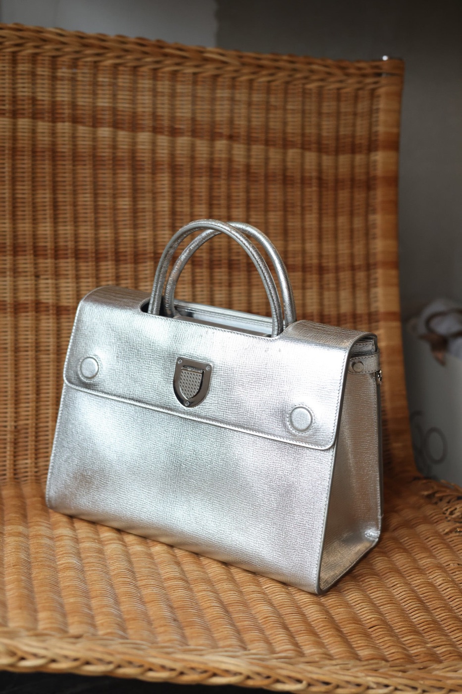 A bag restored at the Margo & Smith atelier