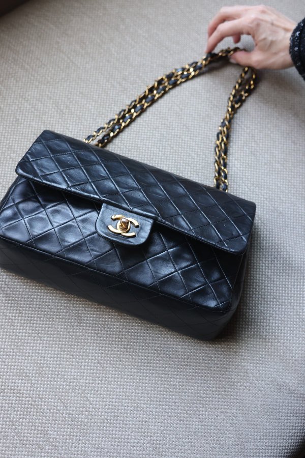 A bag restored at the Margo & Smith atelier